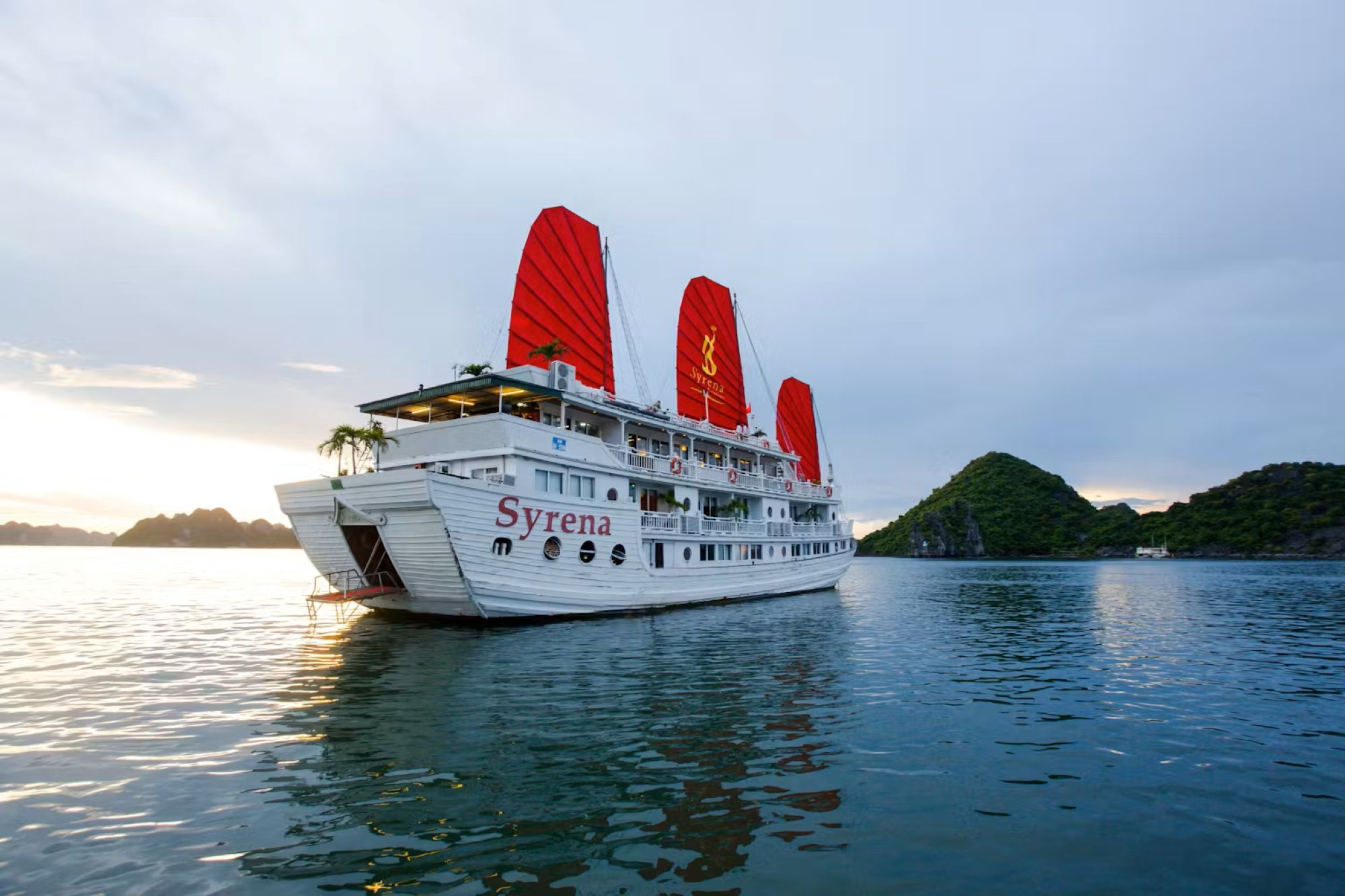 Syrena cruise