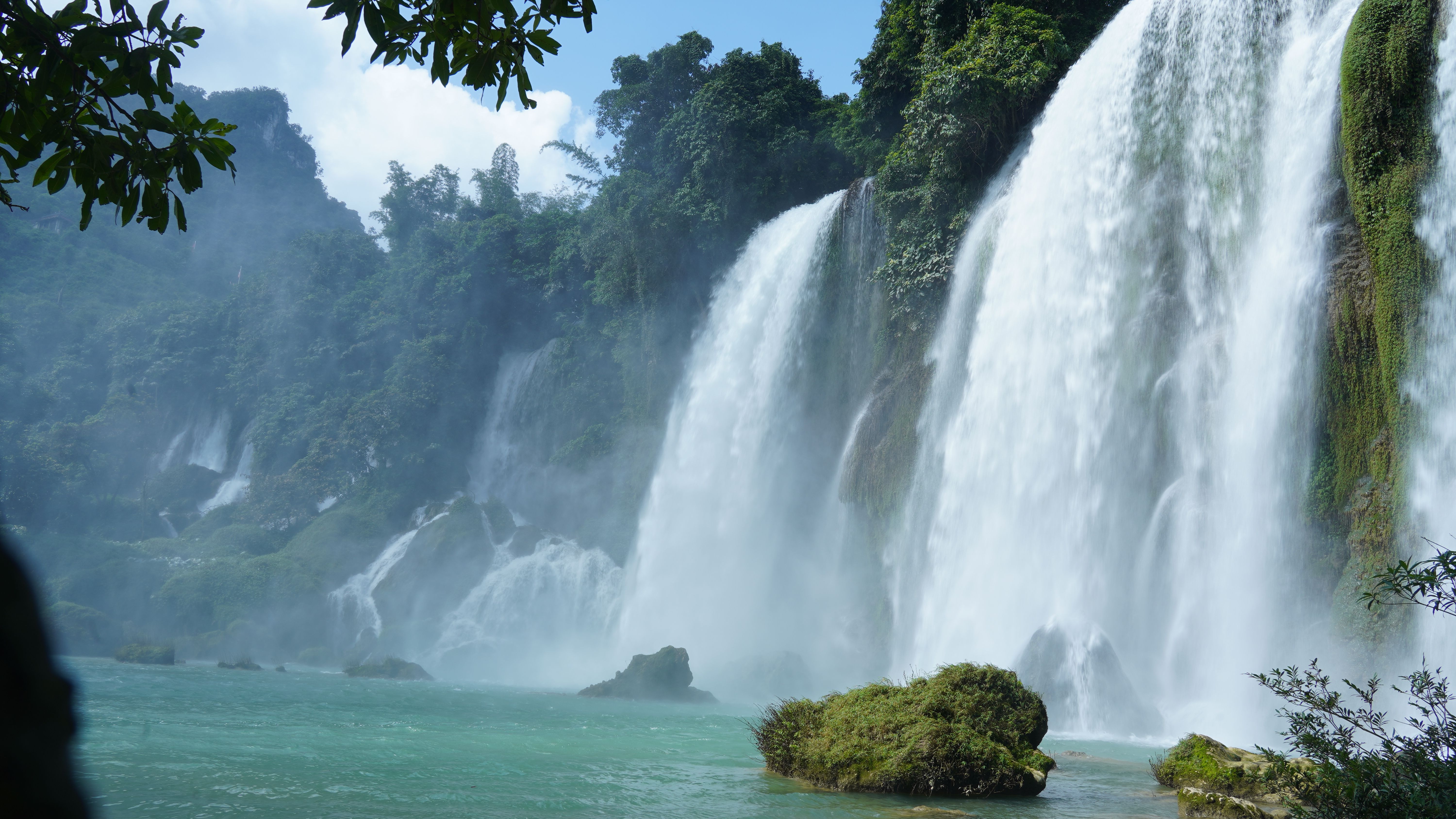 Ban Gioc Waterfall 2