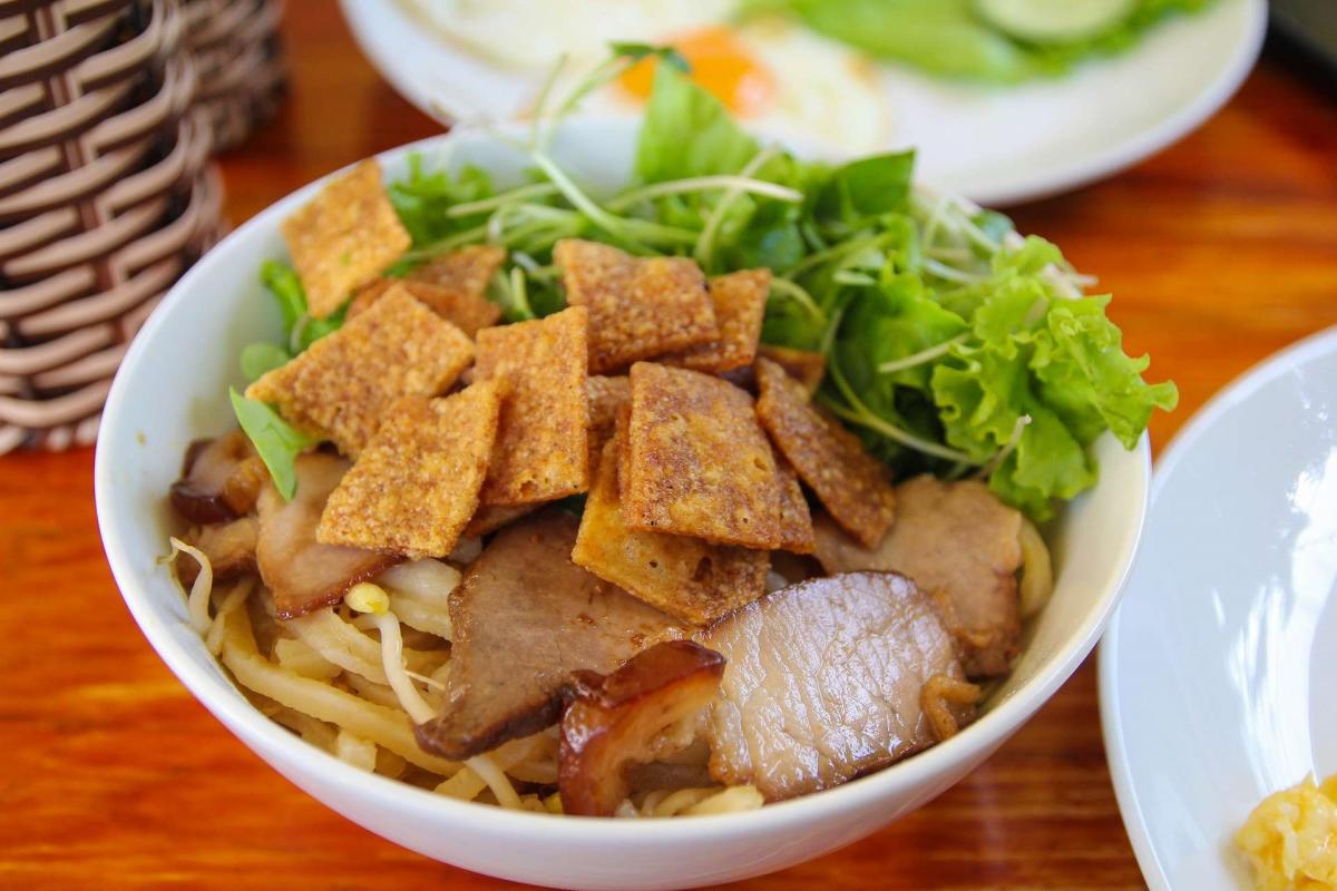 cao_lau(1)