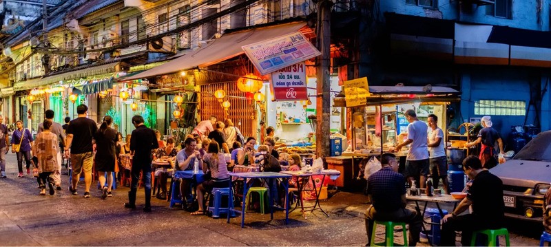 Bangkok street food etiquette & tips (Source: CuddlyNest)