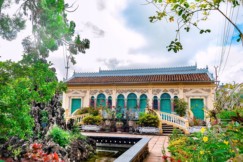 Binh Thuy Ancient House 