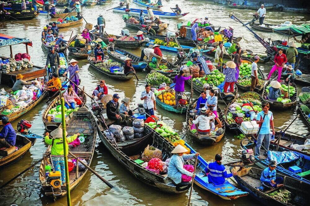 Cai Rang Floating Market is the largest wholesale floating market in Vietnam’s Mekong Delta (Source: BDA Trip)