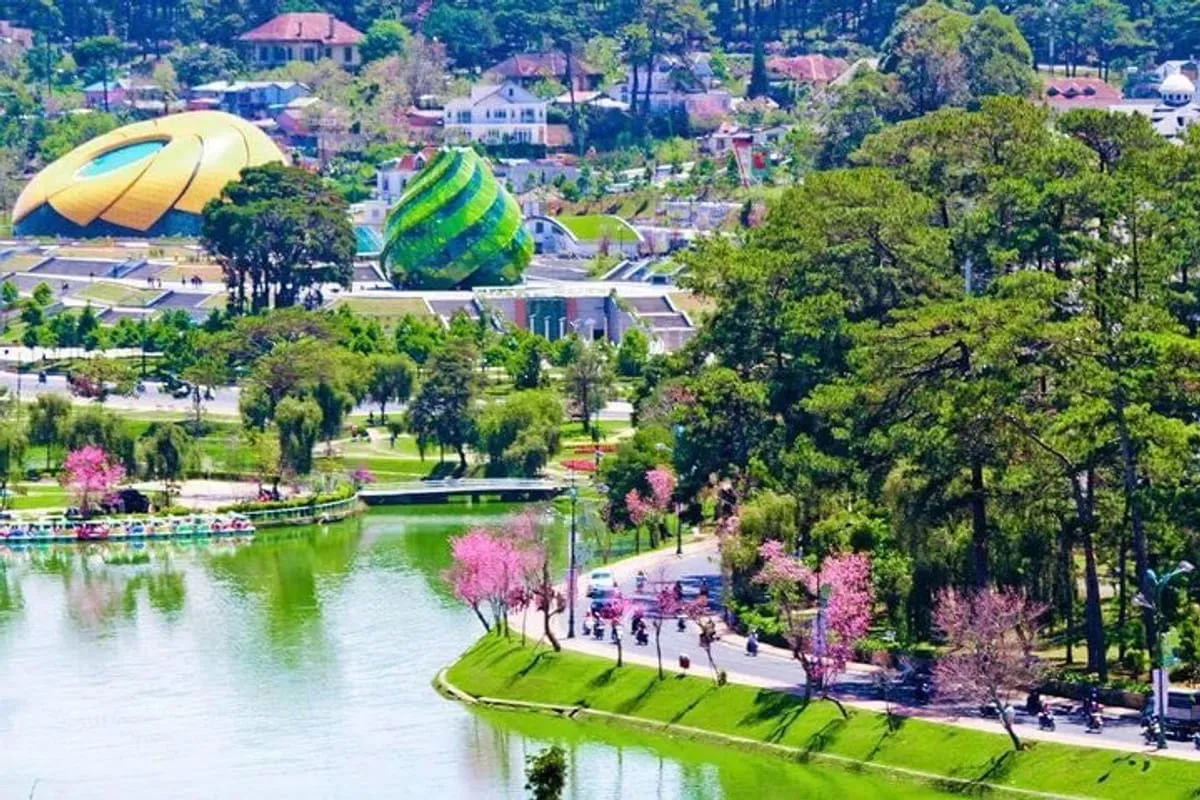 Introduction to Dalat weather (source: Pelago)