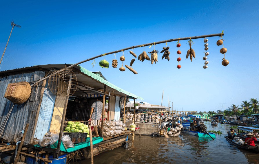 Phong Dien floating market (source: MIA)