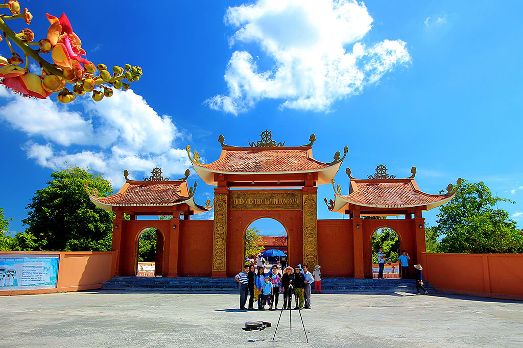 One of the largest pagoda in the Mekong Delta (Source: Cong thong tin du lich Can Tho)