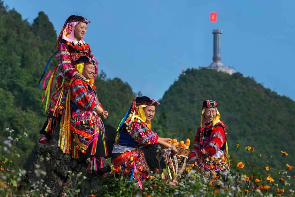 Plan your perfect trip to Lung Cu Flag Tower (Source: Asia King Travel)