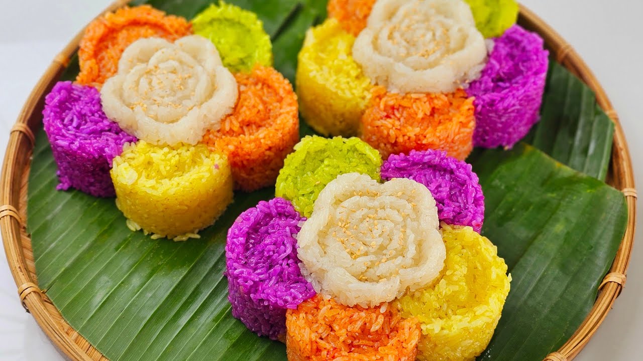 Xoi ngu sac is infused with natural colors derived from local ingredients (Source: Vietnam Plus)