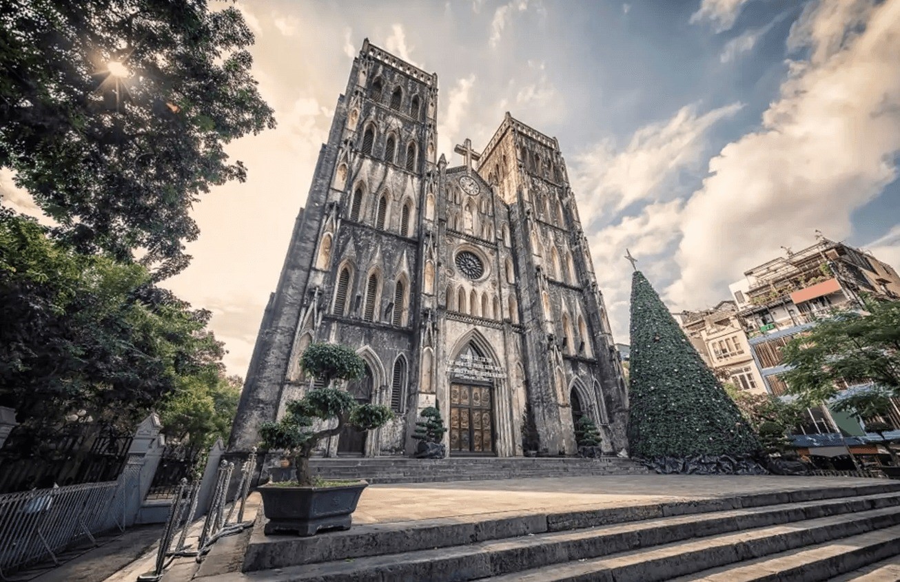 st-joseph-cathedral-hanoi-3
